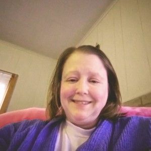 Meet your Posher, Stacy